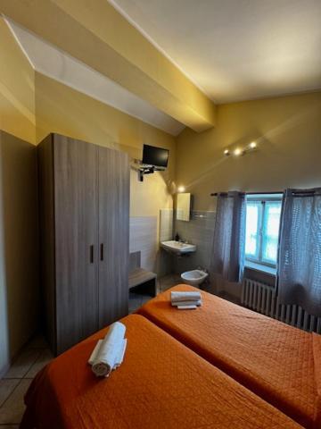 Albergo Carla Пон-Сен-Мартин Екстериор снимка